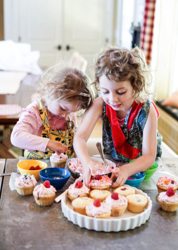 Raspberry Cupcakes for kids (and adults too)