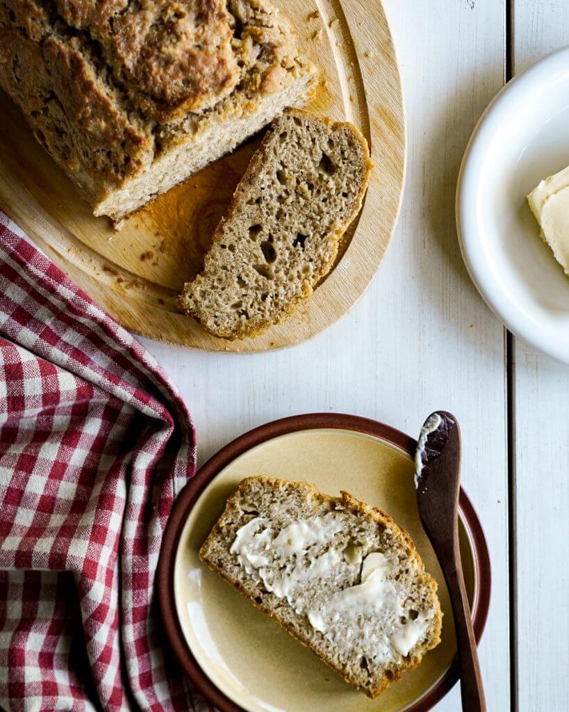 Simple Beer Bread Recipe - No Yeast 
