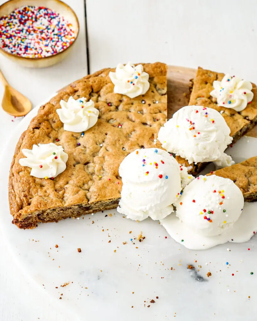 Chocolate Chip Cookie Cake Reciep - Baking for Friends